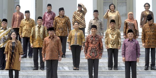 Gebrakan-gebrakan menteri Jokowi di tengah isu reshuffle