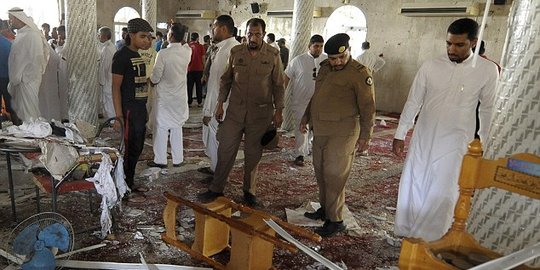 Raja Saudi bersumpah balas bom bunuh diri ISIS di masjid Syiah