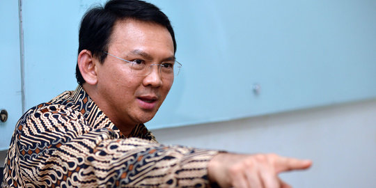 Blusukan cek taman Hayam Wuruk, Ahok marah banyak puntung rokok