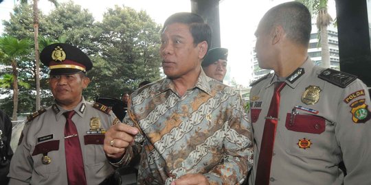 Menteri Tedjo: Penuntasan kasus HAM bisa minta maaf & pengadilan