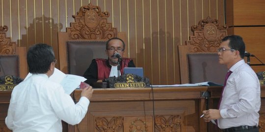 berhak usut korupsi bukan pejabat negara