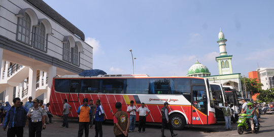 Ini Terminal Rawamangun yang tak bisa dimasuki bus & tanpa loket