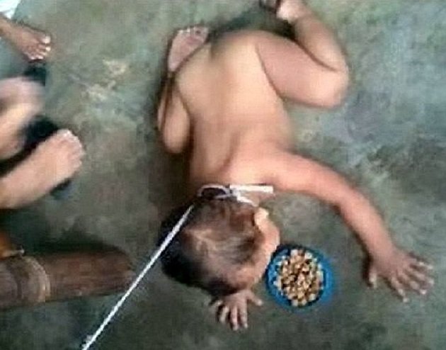 bayi dirantai di filipina
