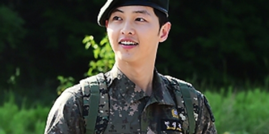 2 hari usai wamil, Song Joong Ki tancap gas baca naskah 