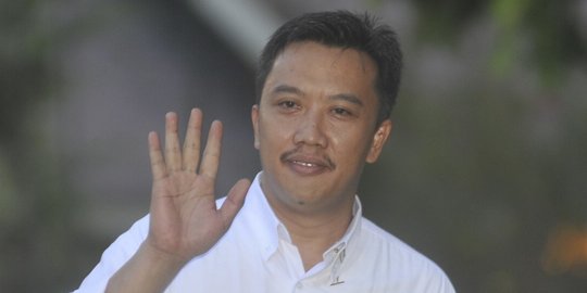 Fahri Hamzah: DPR bakal ajukan angket ke Menpora karena bekukan PSSI