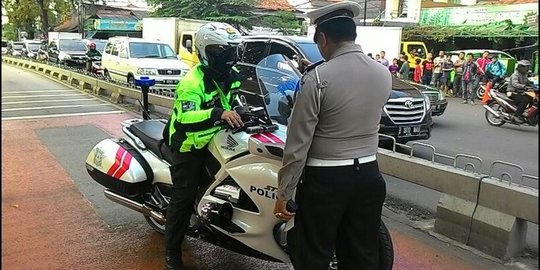 Bergaya pakai seragam dan motor provos, polisi gadungan diciduk