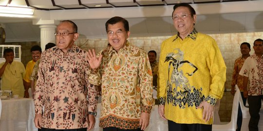 Usai islah, Ical sindir Agung semoga jadi ketum di Munas mendatang