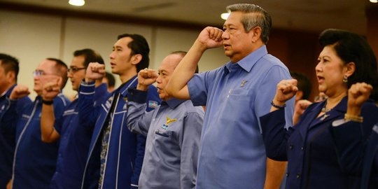 Kenapa SBY lebih pilih Hinca ketimbang Ibas jadi Sekjen Demokrat?