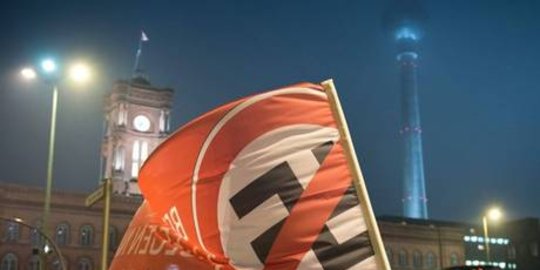 anti islam warga jerman serentak bela muslim rev3