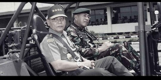 Kisah para jenderal TNI AD melawan Gus Dur & dekrit presiden