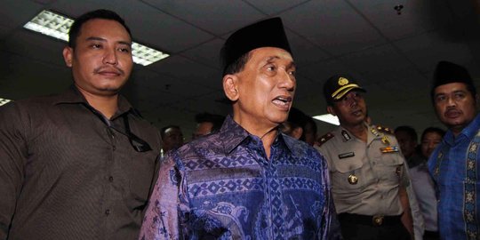 Fuad Amin beberkan nama-nama yang ikut kecipratan duit suap PT MKS