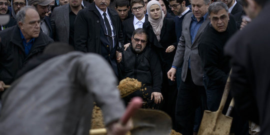 dibunuh media massa as adem ayem rev1