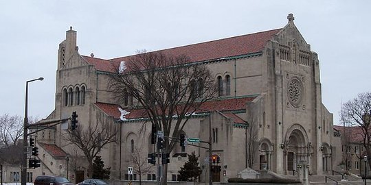 tahun baru bisa shalat di masjid rev1