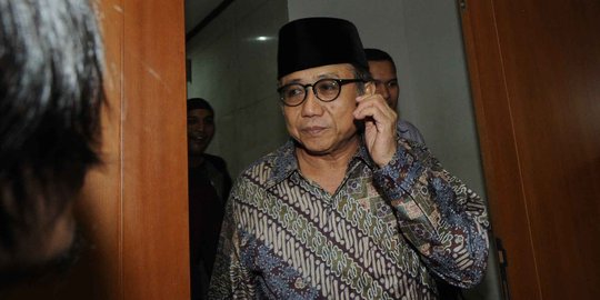 Eks Kabiro Keuangan ESDM akui Waryono siapkan uang untuk Komisi VII