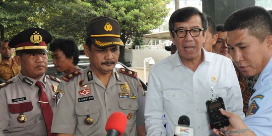 Gerindra minta Jokowi 'sentil' Menkum HAM ikut campur konflik parpol