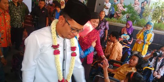 Menaker: THR satu bulan gaji, dibayar 2 minggu sebelum Lebaran