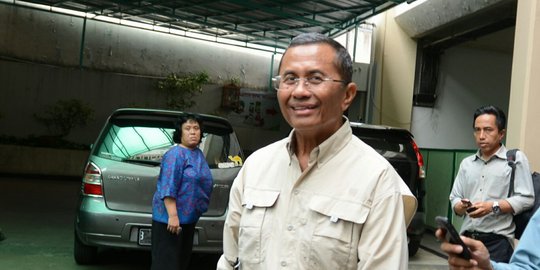 Sejak ditetapkan tersangka, rumah Dahlan Iskan di Surabaya disteril