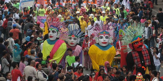 Begini kemeriahan pawai Jakarnaval 2015