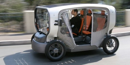 5 mobil ini miliki desain paling aneh sedunia