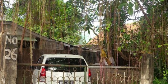 segera ditemukan wali kelas datangi dukun dan pura rev1