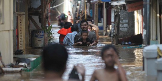 Ahok pastikan 80 persen warga Kampung Pulo siap direlokasi