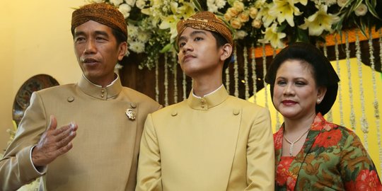 Datangi rumah Selvi, Gibran bawa 11 baki seserahan, Jokowi tak ikut