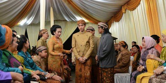 Cerita Jokowi pilih saksi nikah Gibran ketua RT dan RW, bukan tokoh