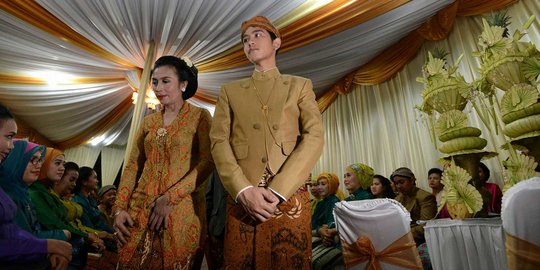Pernikahan Gibran-Selvi lancar, Jokowi berterima kasih pada rakyat