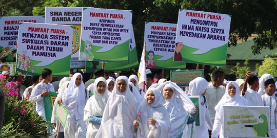 Ribuan pelajar Banda Aceh ramaikan pawai akbar sambut Ramadan