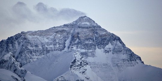 Gara-gara gempa Nepal, Gunung Everest bergeser 3 cm