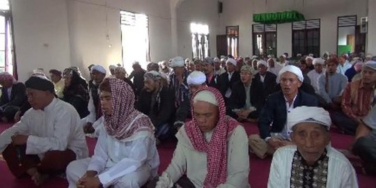 Jemaah Naqsabandiyah Al Kholidiyah di Medan puasa mulai besok