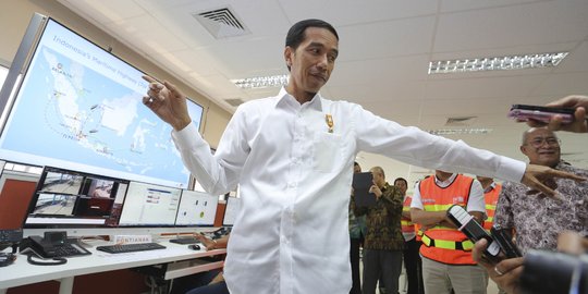 Pelayanan Pelabuhan Priok buruk, Jokowi ancam copot menteri