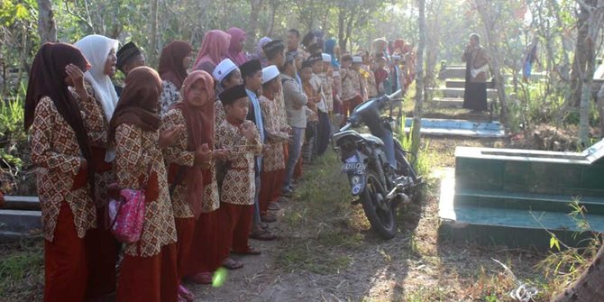 Muslim di Malang bersyukur, akhirnya Muhammadiyah-NU puasa 