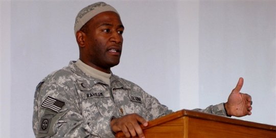 Kisah Mayor Raheem, masuk Islam dan jadi Imam di tentara AS