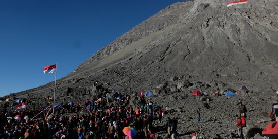 Cegah kecelakaan pendakian, Gunung Merapi dipasangi CCTV