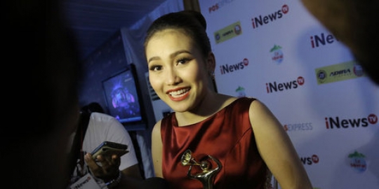 Ogah bermewahan, Ayu Ting Ting ultah ke-23 bareng anak yatim