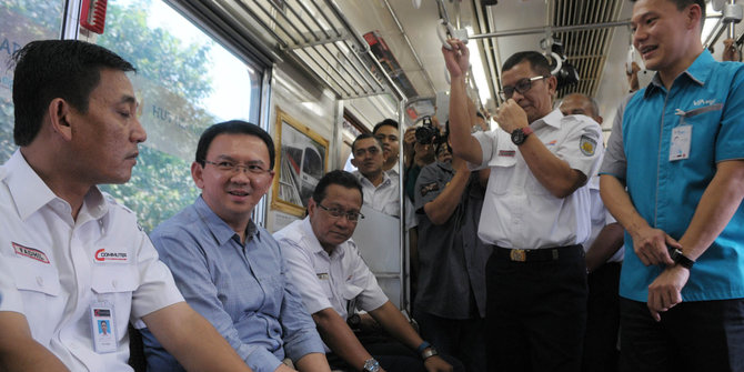 Ahok Saya Lebih Nyaman Naik Krl Daripada Kendaraan Pribadi