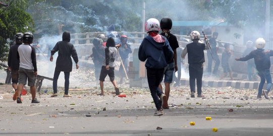 Kelompok pemuda tawuran di Puri Beta Tangerang, satu tewas