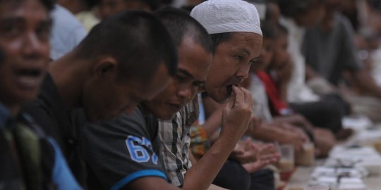 Segerakan buka puasa akan mendatangkan pahala