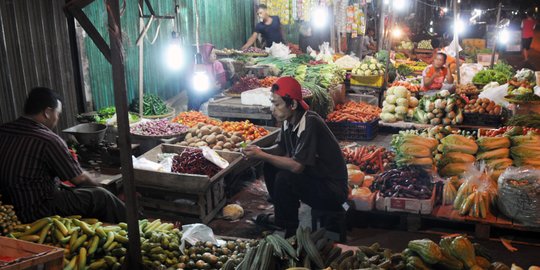 Mengapa uang palsu banyak beredar di pasar tradisional?