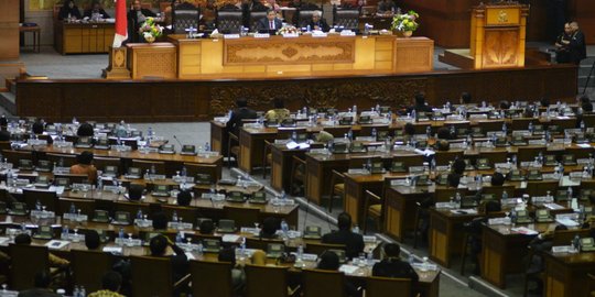 DPR setuju dana aspirasi, revisi UU KPK masuk Prolegnas 2015