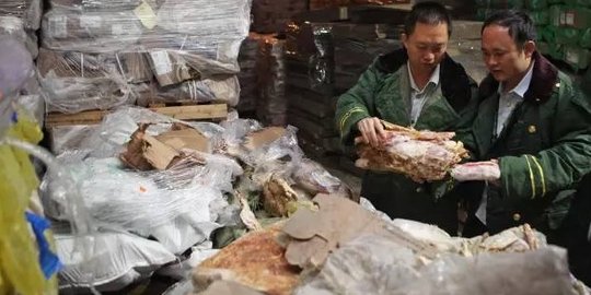 Lima kegilaan pedagang nakal di China