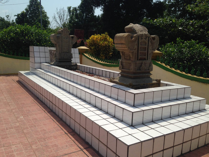 makam raja narasinga ii