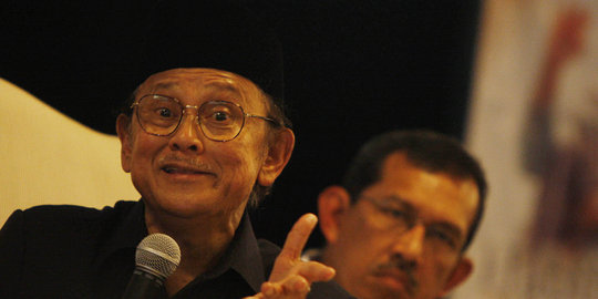 BJ Habibie: Saya lebih suka bikin pesawat daripada jadi presiden