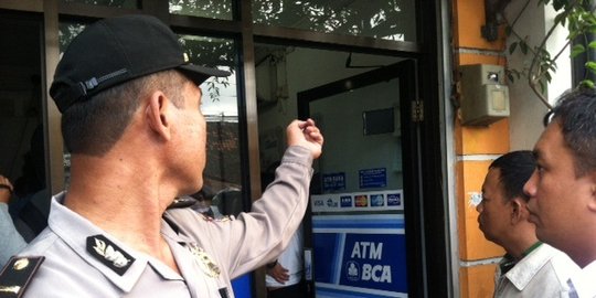 Pintu brankas ATM BCA di Ngampilan Yogya dijebol pencuri