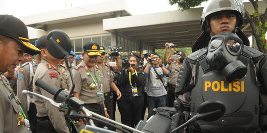 Rapat dengan Jokowi-JK, Kapolri laporkan keamanan jelang lebaran