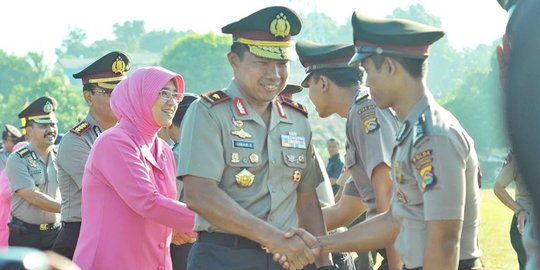 irjen umar jadi pelayan bukan minta dilayani rev1