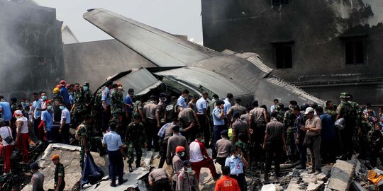 Suasana pencarian korban kecelakaan Hercules C-130