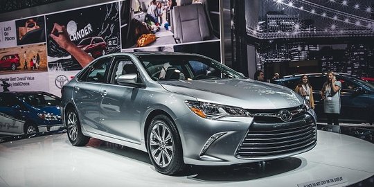 Toyota Camry 2016 dapat 5 bintang rating keamanan