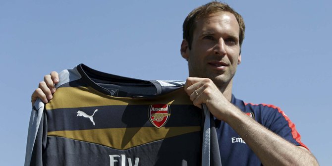 Tinggalkan Chelsea, Petr Cech resmi merapat ke Arsenal